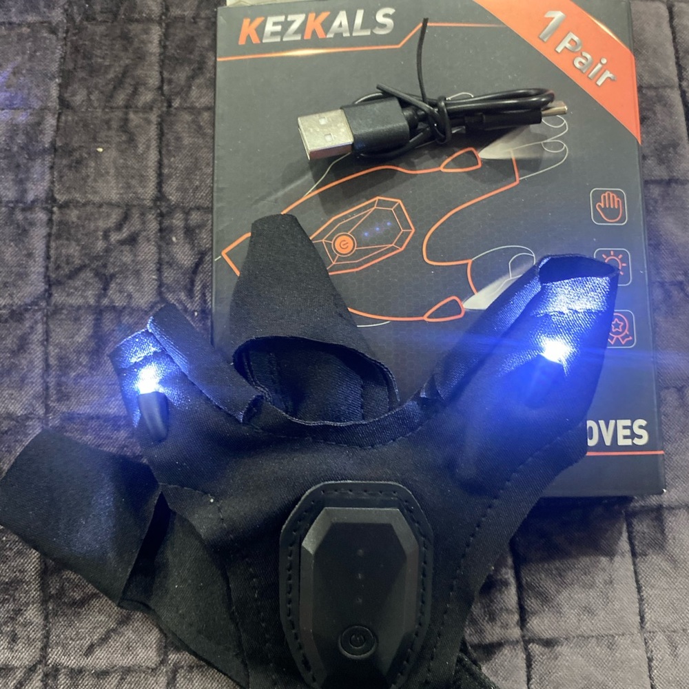 LED flashlight gloves NWT - Picture 3 of 4